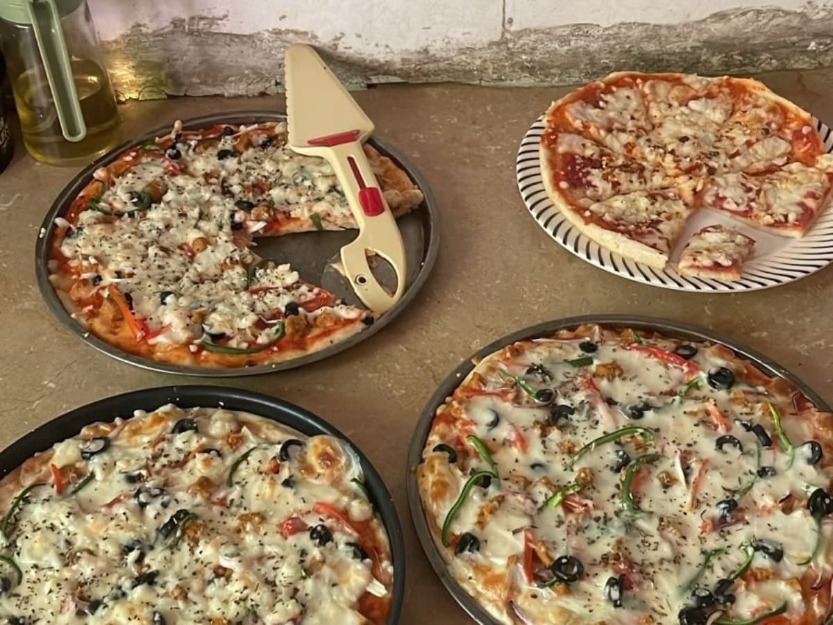 Yummy pizza for rent